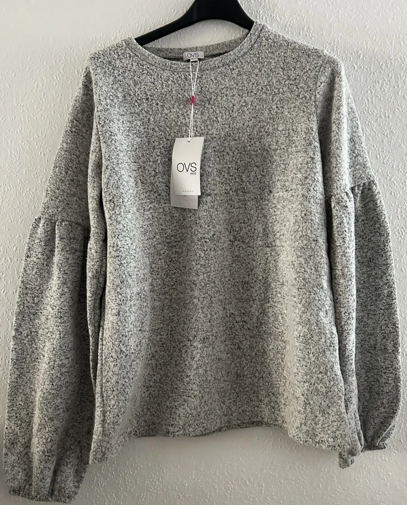 Pullover Grau